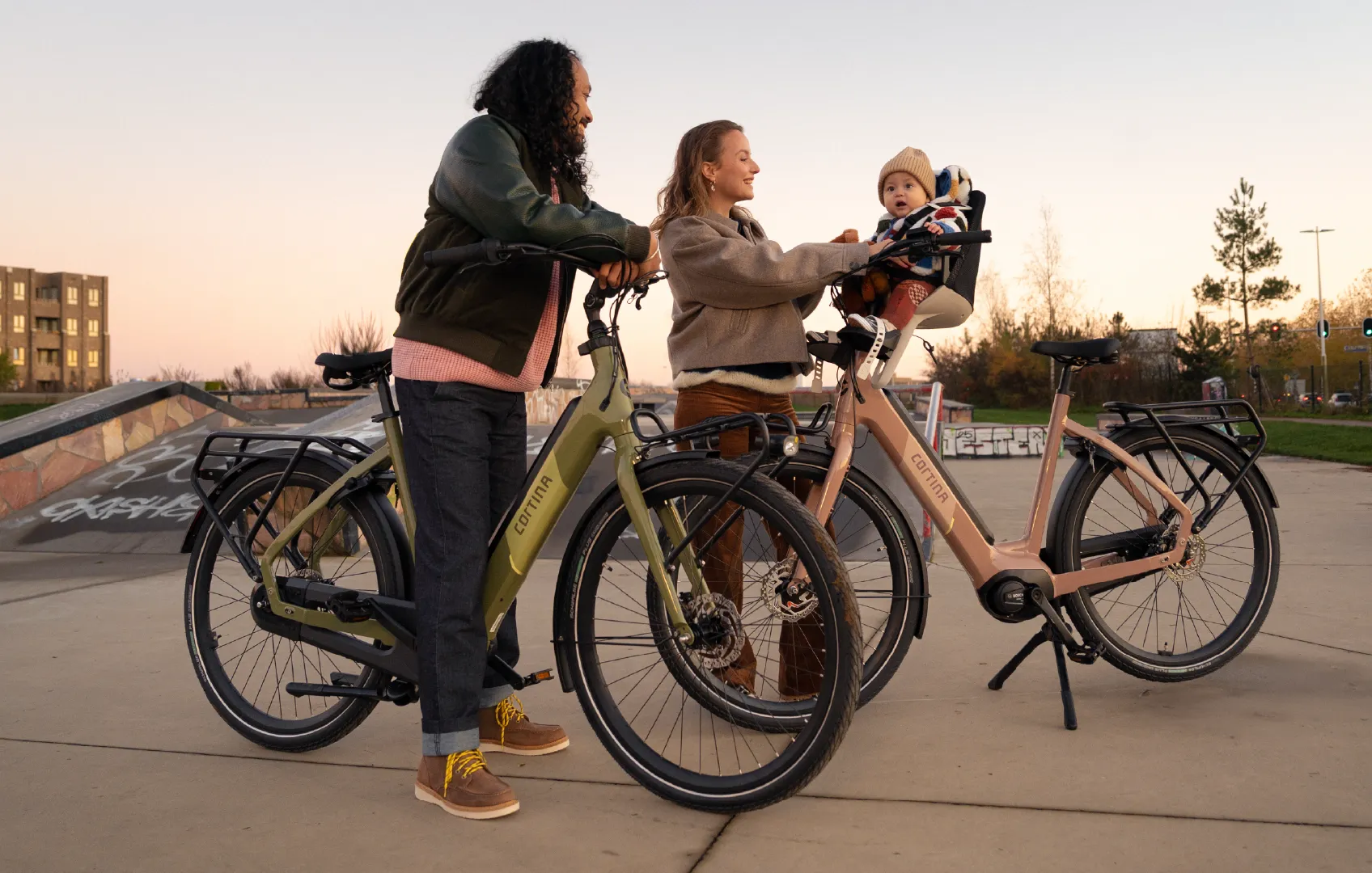 cortina-e-common-family-familie-fiets-sfeerafbeelding